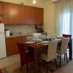 Apartment The Fir Trees House - το σπίτι με τα έλατα *